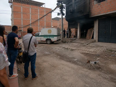 Confirman la muerte de un hombre dentro de la ferretería que se quemó en Piedecuesta