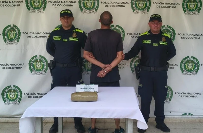 Policía sorprendió a un hombre con 1,5 kilos de marihuana en Bucaramanga