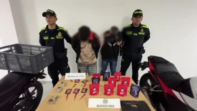 ¡Negocio familiar! Cayeron padre e hijo dedicados a la venta de narcóticos en Santander