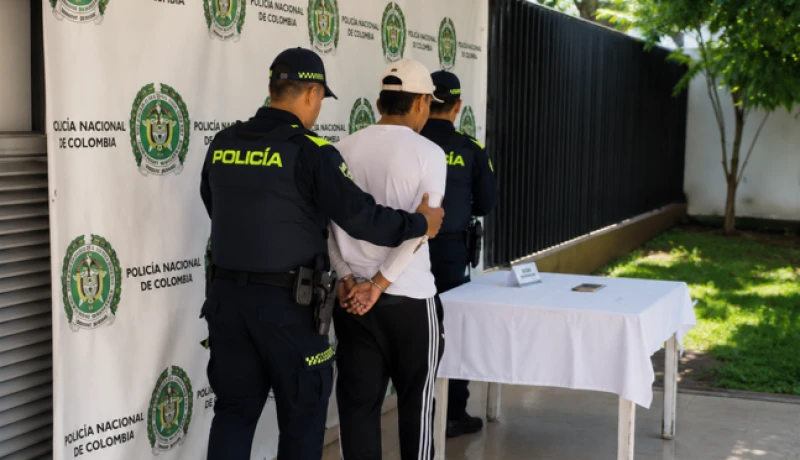 Capturan en Bucaramanga a joven que llevaba un celular reportado como robado