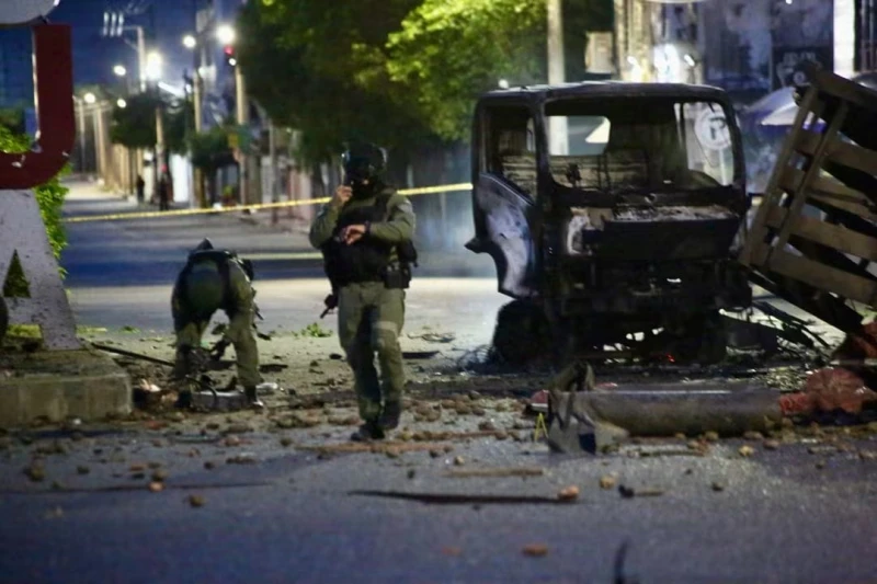 Ocho policías y tres civiles heridos dejó ataque con carro bomba cerca a Unicentro en Cúcuta