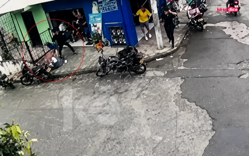 Cámara grabó brutal ataque a puñal que dejó un hombre muerto en Floridablanca