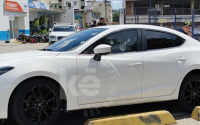 Balearon a un hombre dentro de un carro en el barrio La Concordia de Bucaramanga