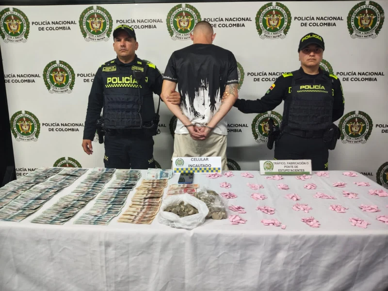 Alias 'La Firma' cayó con cientos de dosis de bazuco en Girón