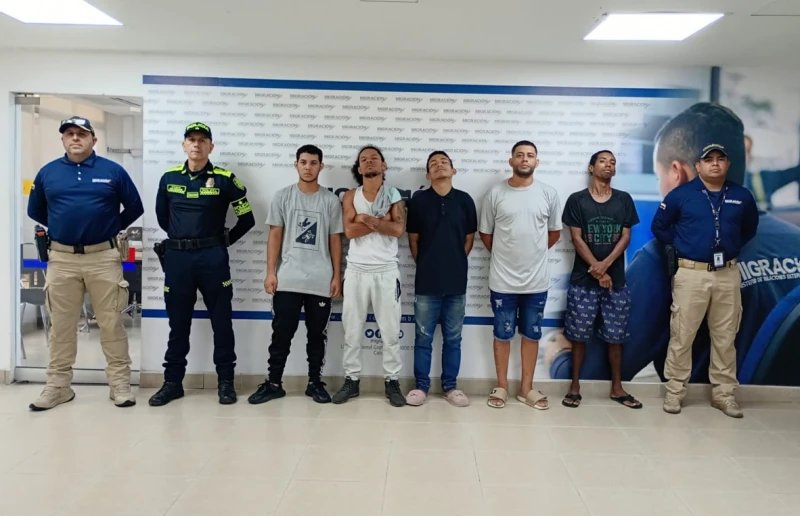 Expulsan de Bucaramanga a cinco ciudadanos venezolanos por razones de seguridad