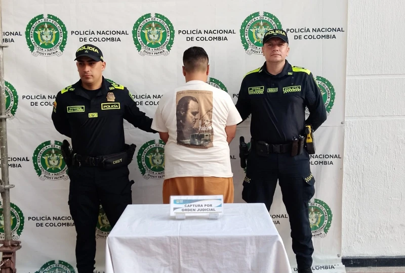 Sujeto condenado por delito informático fue sorprendido durante un control en Floridablanca