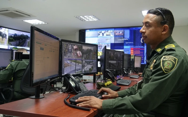Inicia instalación de más de 100 cámaras con reconocimiento facial y de placas en Bucaramanga