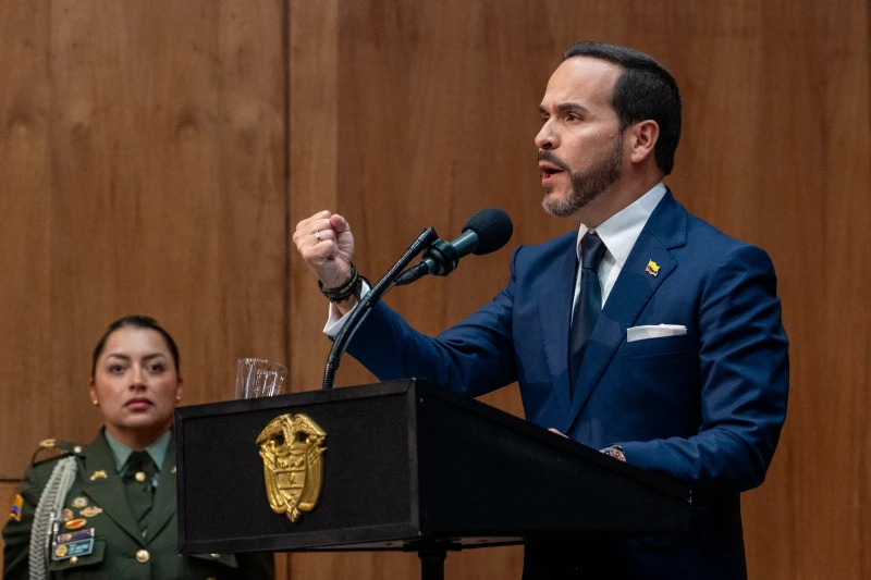 “¡Se acabaron las roscas!”: De La Espriella advierte que sacará a quienes no actúen con transparencia