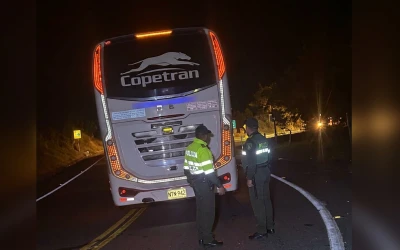 Adulto mayor murió arrollado por un bus de Copetran en la vía Bucaramanga - Pamplona