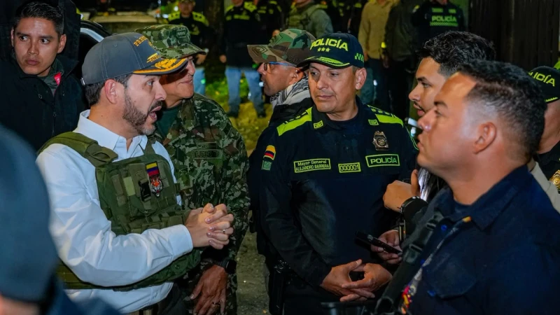 “Se les acabó la fiesta”: De la Espriella anuncia 135 capturas durante megaoperativo en Medellín