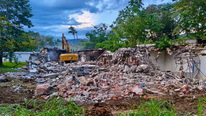 Inician las obras de demolición que abrirán paso al nuevo campus de la UIS en San Gil
