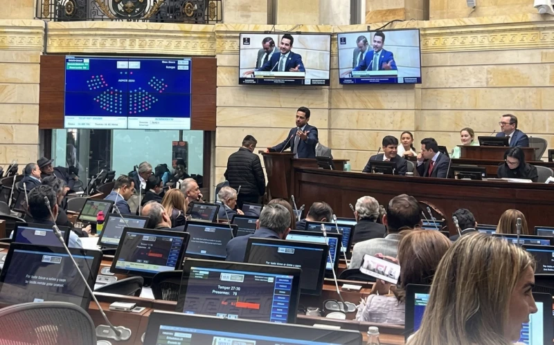 Gobierno Nacional proyecta eliminar o fusionar 105 entidades del Estado para reducir déficit